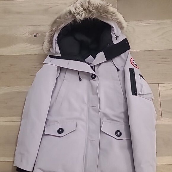 Canada Goose Shelf quality Ladies Winter Jacket - Picture 1 of 2